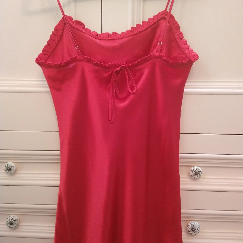 Vintage Victoria's Secret Angel Sz S Red Camisole 100 % Polyester Ruffle Angel - Picture 5 of 10